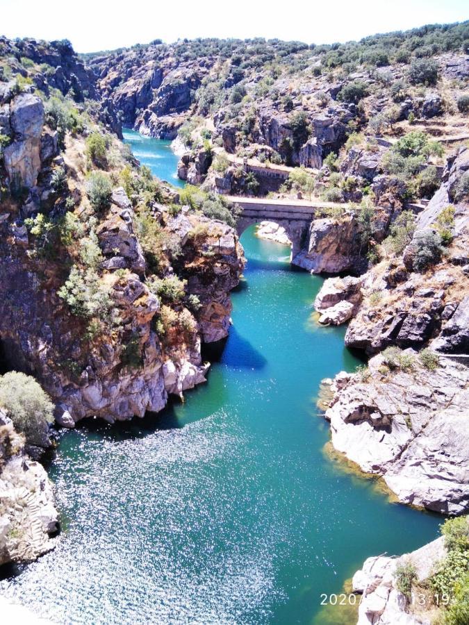 Los Camarotes Cervera de Buitrago Eksteriør bilde